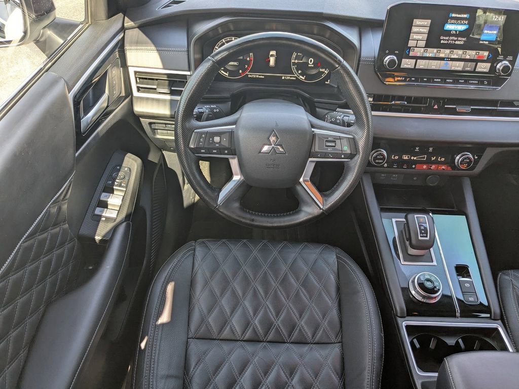 2023 Mitsubishi Outlander SEL