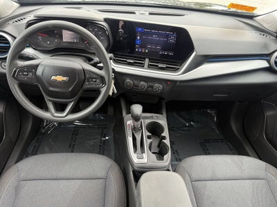 2025 Chevrolet Trax LS