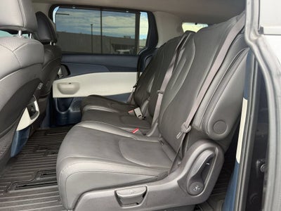 2025 Kia Carnival Hybrid EX
