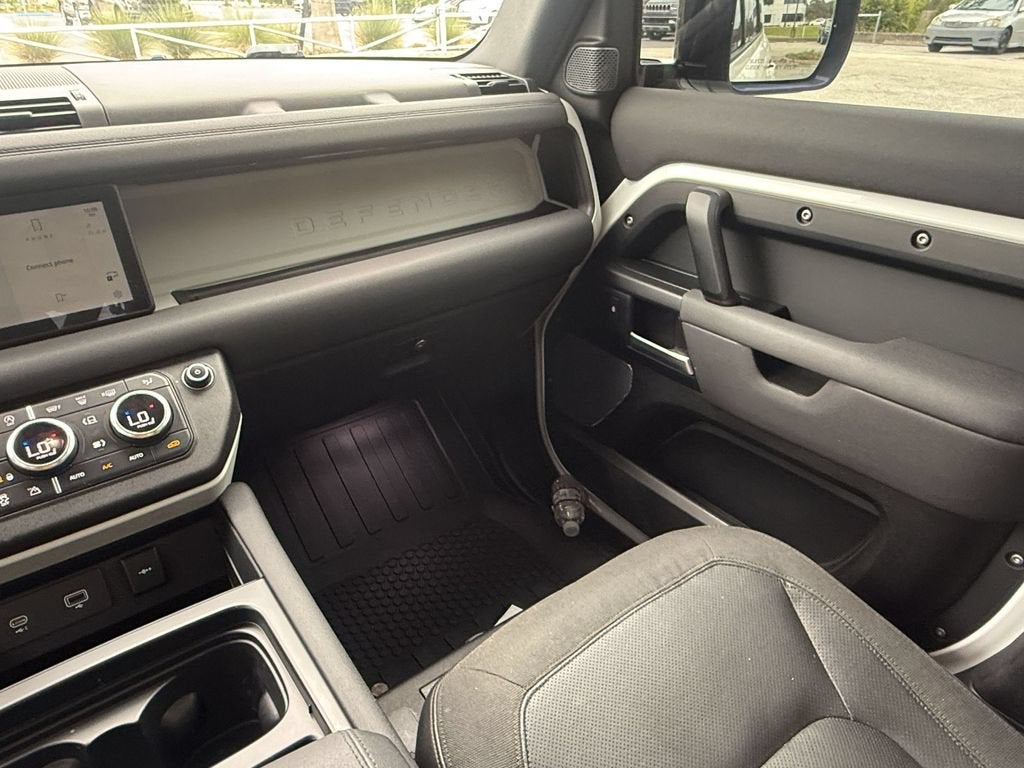 2020 Land Rover Defender S