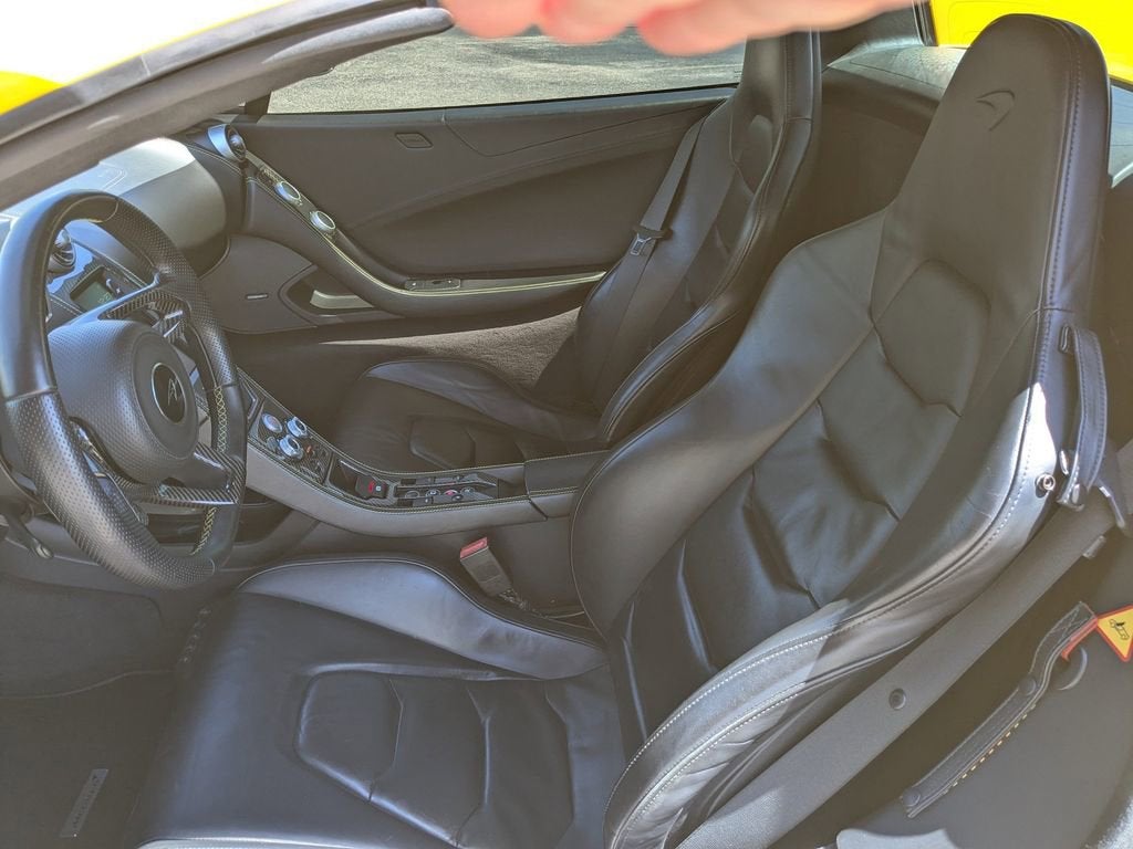 2016 McLaren 650S Base