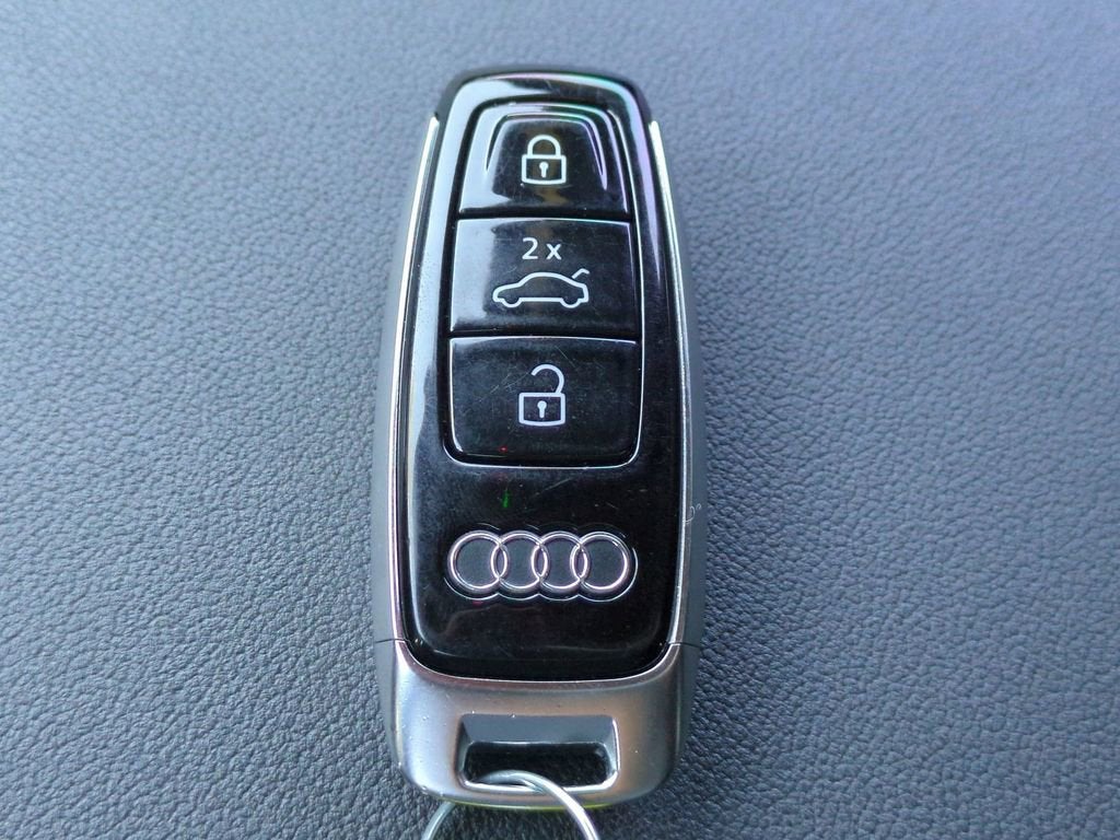 2021 Audi Q8 Premium Plus