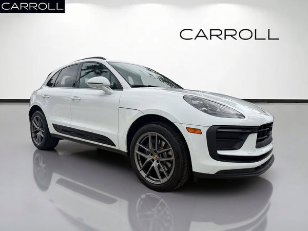 2026 Porsche Macan Base