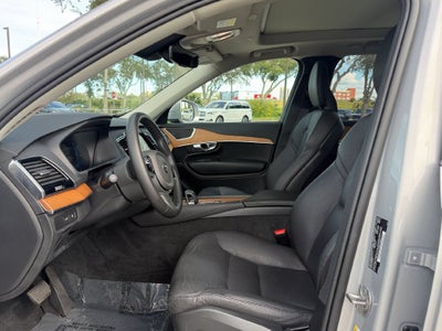 2024 Volvo XC90 Recharge Plug-In Hyb Plus Bright Theme