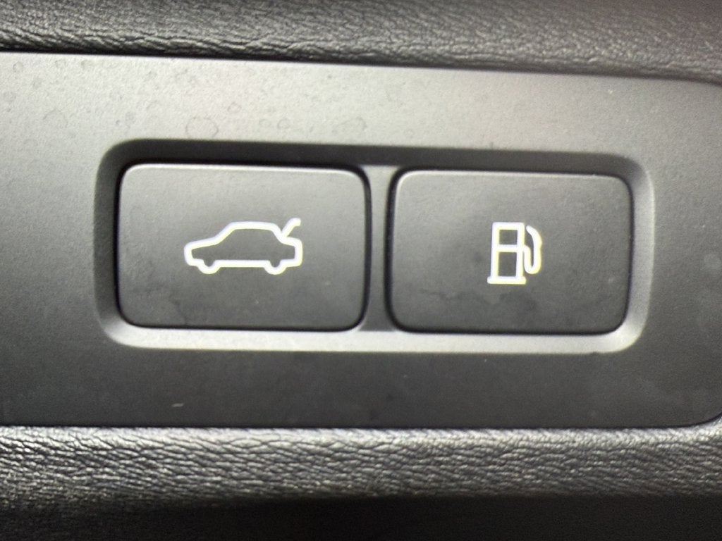 2024 Volvo XC90 Recharge Plug-In Hyb Plus Bright Theme
