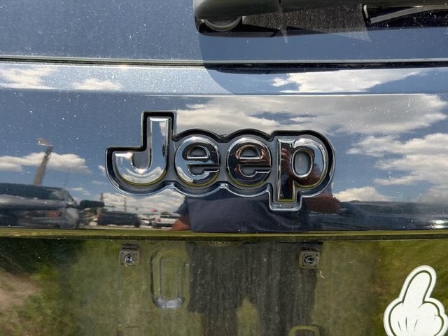 2021 Jeep Grand Cherokee Laredo X 4x2