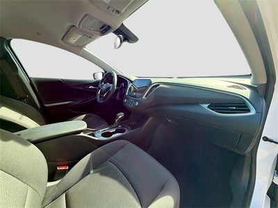 2022 Chevrolet Malibu LS