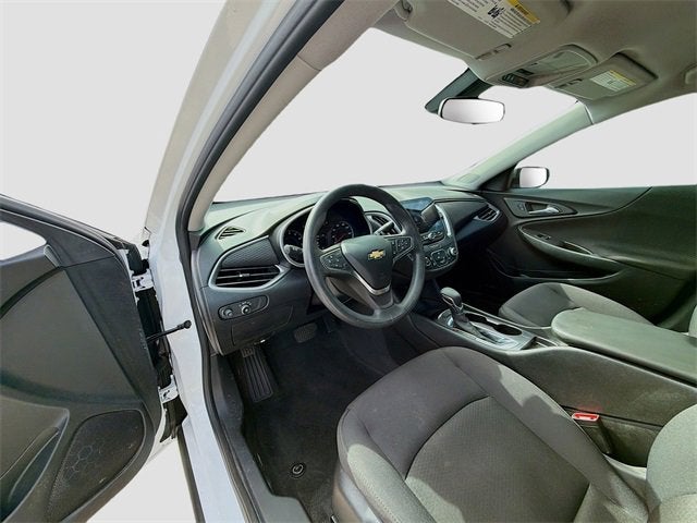 2022 Chevrolet Malibu LS