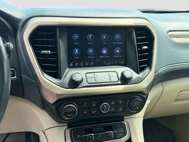 2022 GMC Acadia Denali