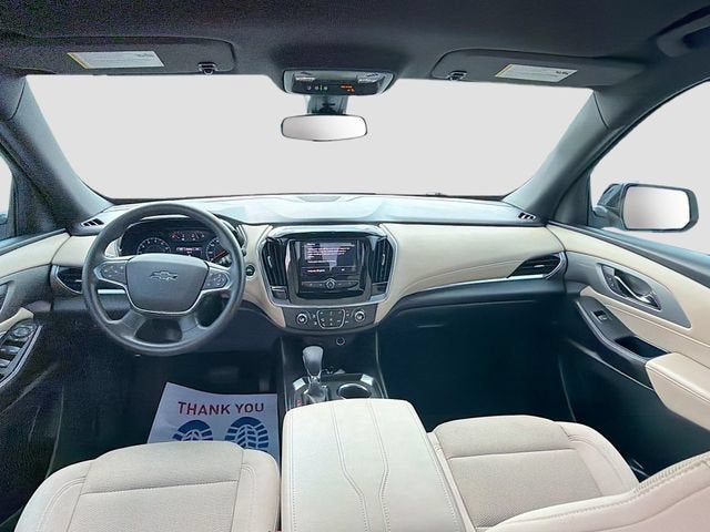 2022 Chevrolet Traverse LS