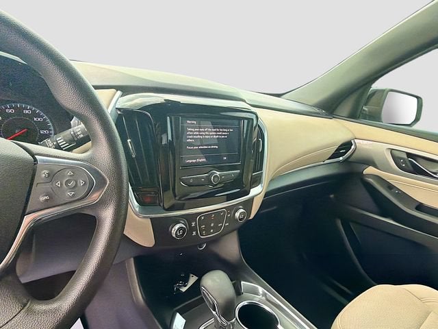 2022 Chevrolet Traverse LS