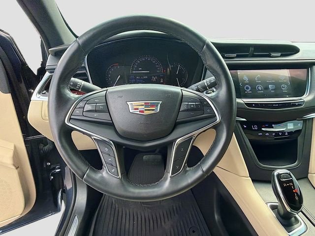 2018 Cadillac XT5 Luxury FWD