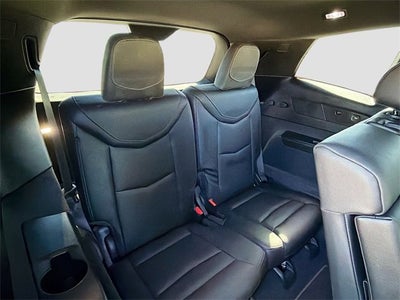 2025 Cadillac XT6 Luxury