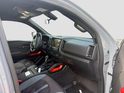 2022 Nissan Frontier Crew Cab PRO-4X 4x4