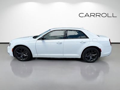 2023 Chrysler 300 Touring
