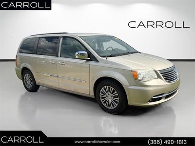 2014 Chrysler Town & Country Touring-L
