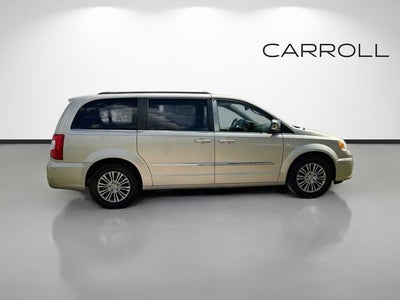 2014 Chrysler Town & Country Touring-L
