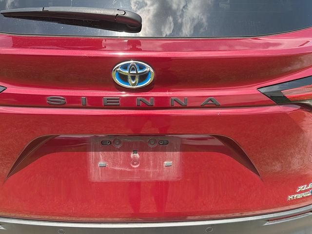 2022 Toyota Sienna XLE