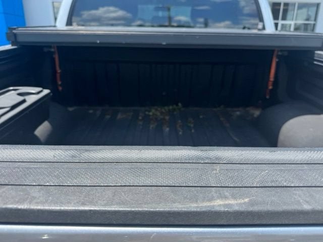 2017 Toyota Tundra SR5 5.7L V8