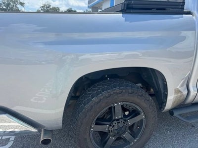 2017 Toyota Tundra SR5 5.7L V8