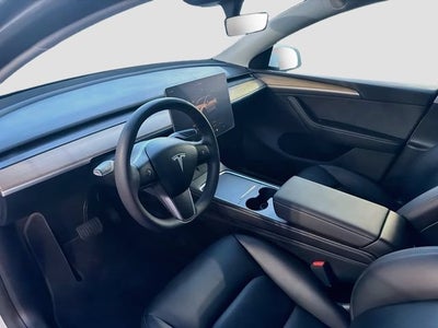 2024 Tesla Model Y Long Range