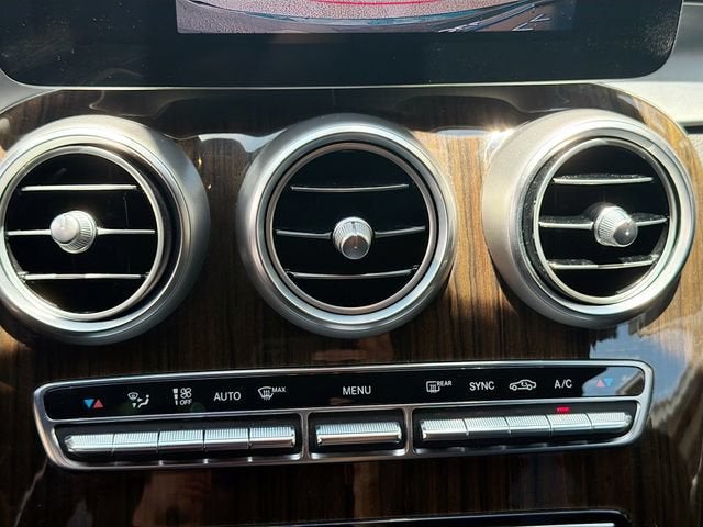 2020 Mercedes-Benz GLC 300 GLC 300