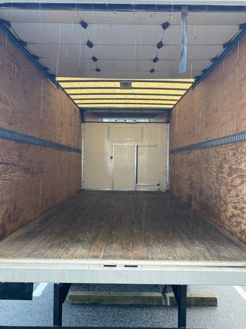 2019 Freightliner Sprinter Cab Chassis Base