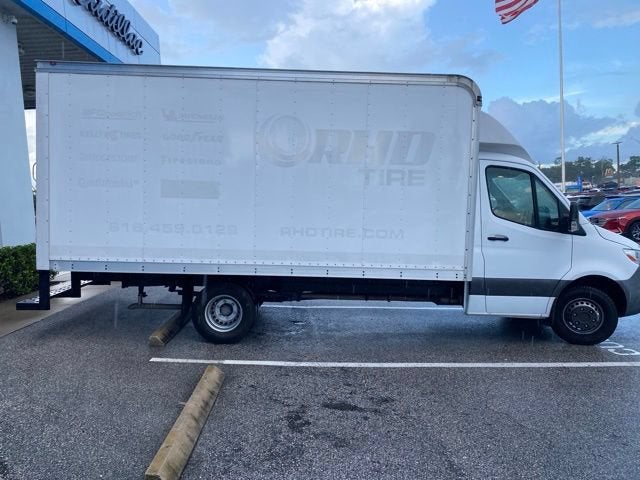 2019 Freightliner Sprinter Cab Chassis Base