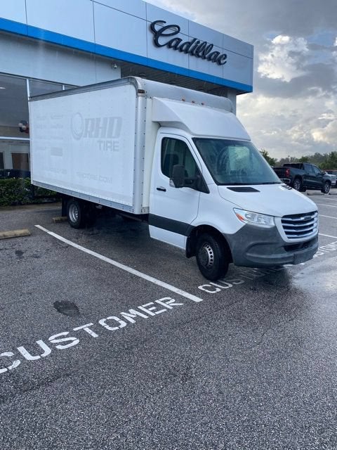 2019 Freightliner Sprinter Cab Chassis Base