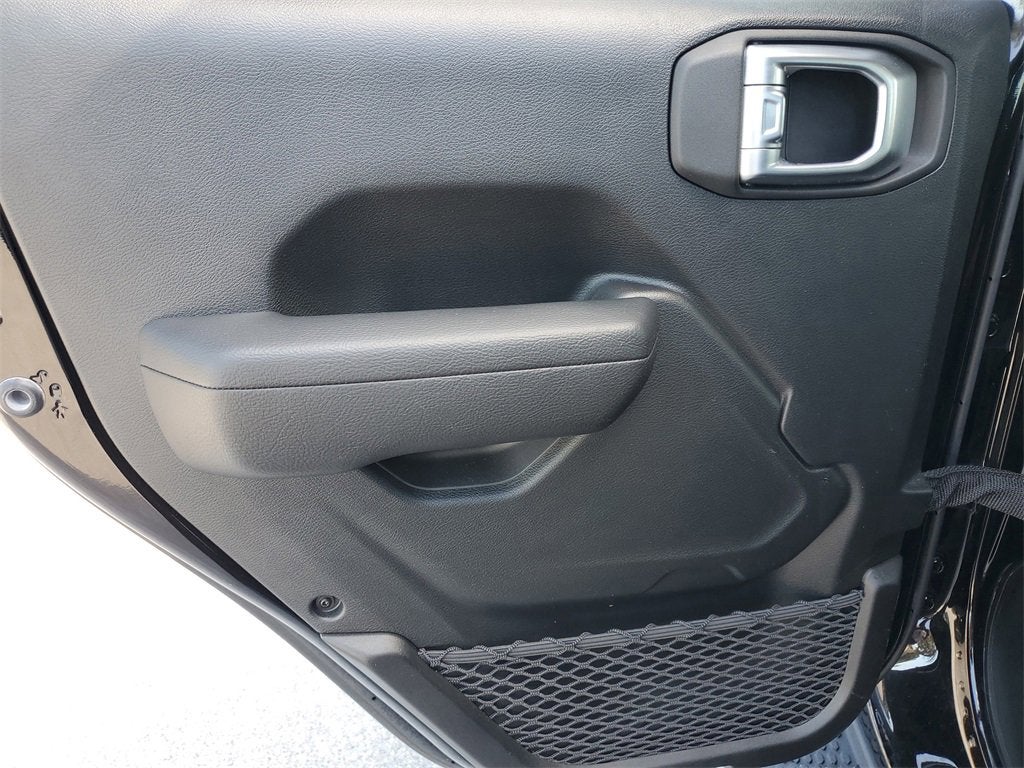 2023 Jeep Wrangler Sport Altitude