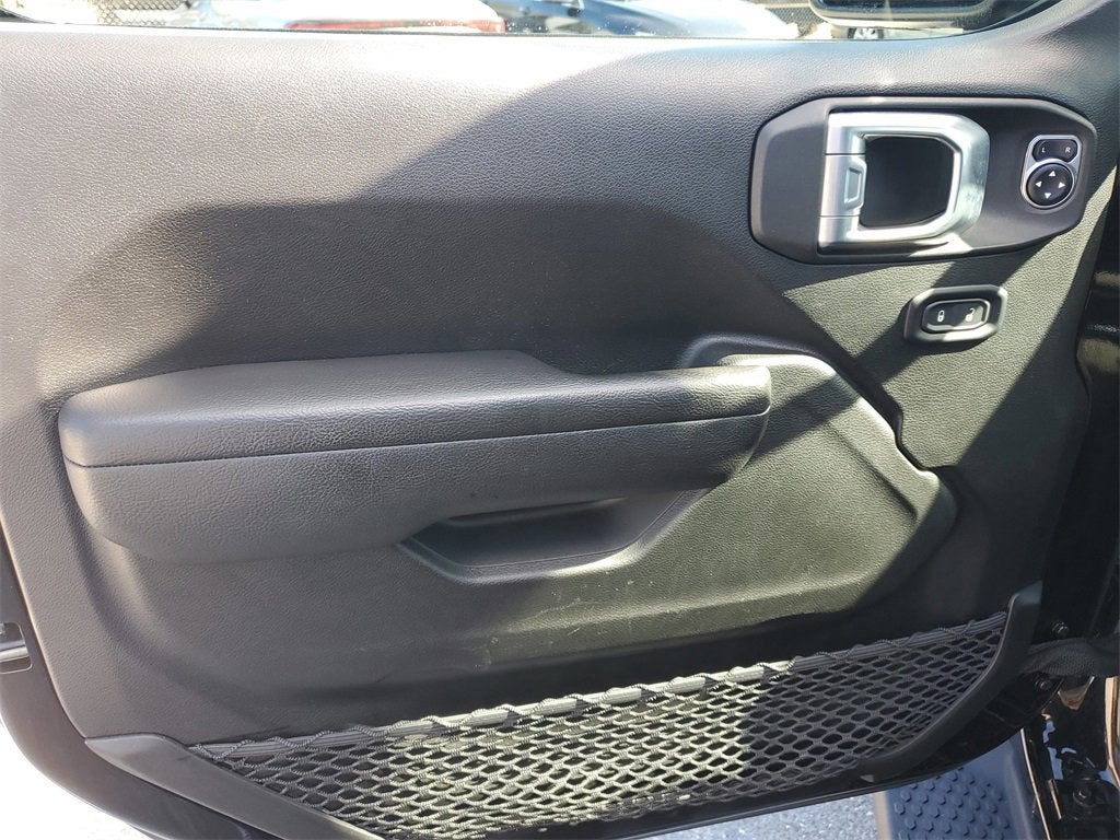 2023 Jeep Wrangler Sport Altitude