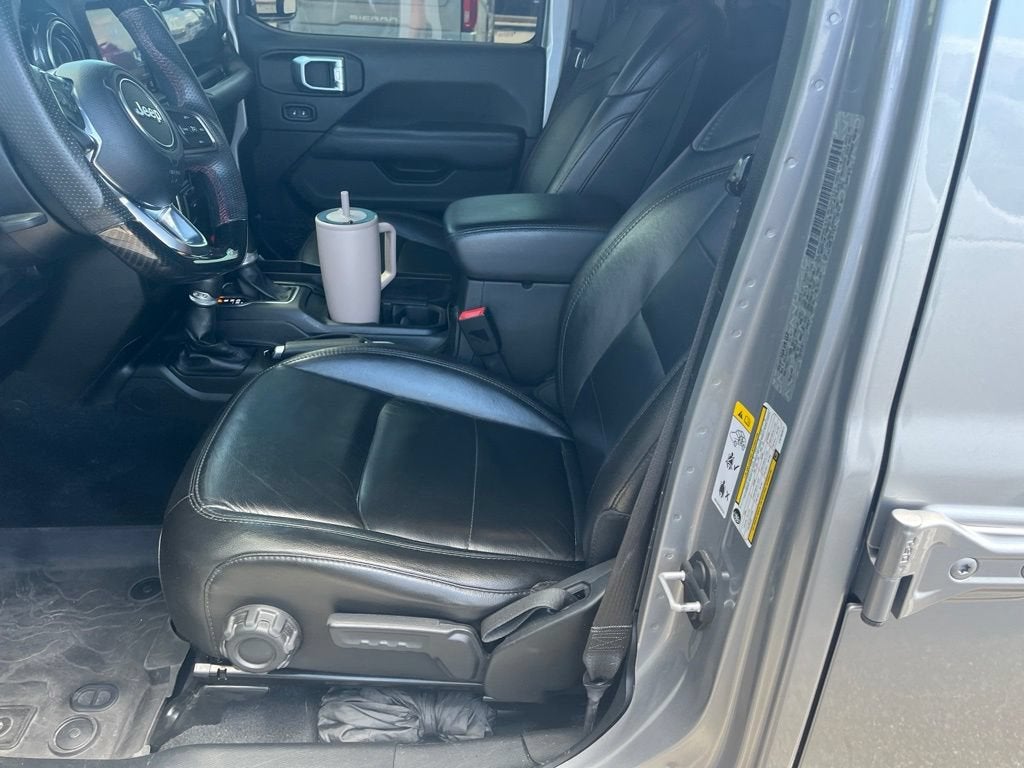 2020 Jeep Wrangler Unlimited Sahara Altitude 4x4