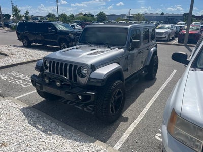 2020 Jeep Wrangler Unlimited Sahara Altitude 4x4
