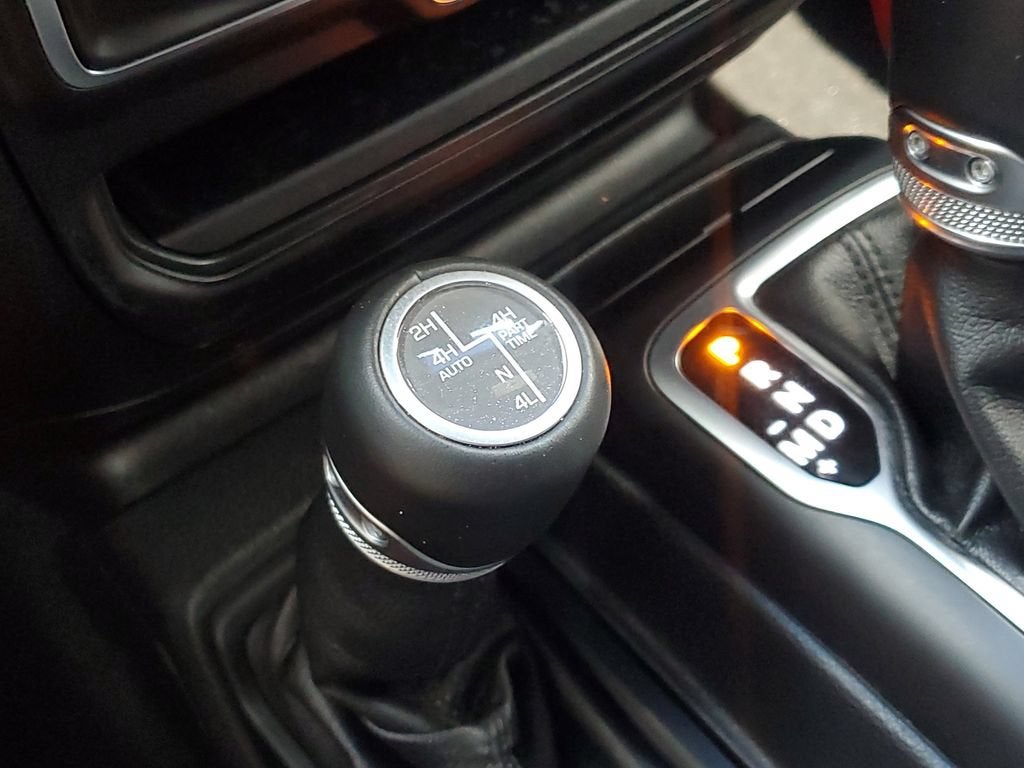 2020 Jeep Wrangler Unlimited Sahara Altitude 4x4