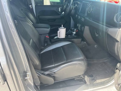 2020 Jeep Wrangler Unlimited Sahara Altitude 4x4