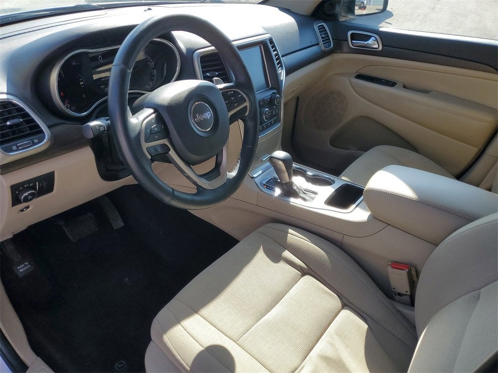 2017 Jeep Grand Cherokee Laredo