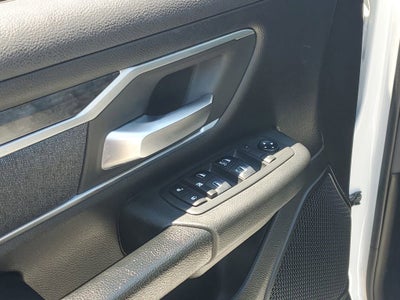 2019 RAM 1500 Big Horn/Lone Star Crew Cab 4x4 5'7" Box