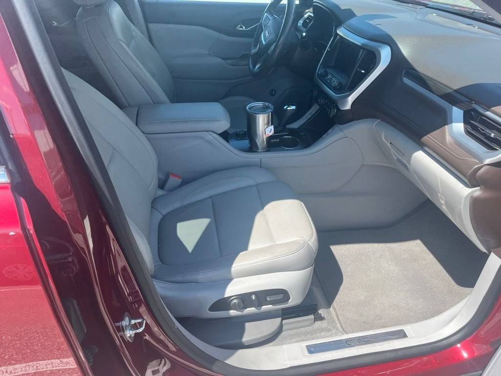 2017 GMC Acadia SLT