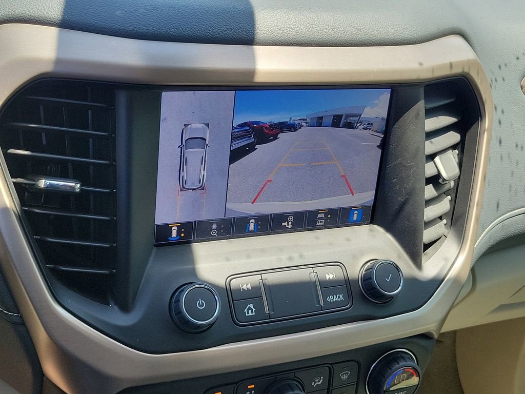 2022 GMC Acadia Denali