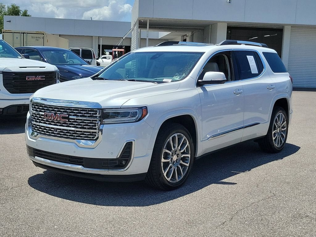 2022 GMC Acadia Denali