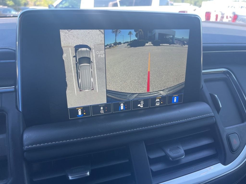 2022 GMC Yukon XL SLT