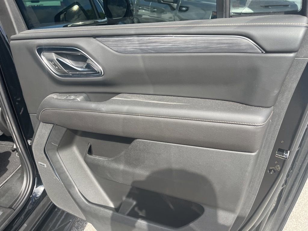 2024 GMC Yukon XL SLT