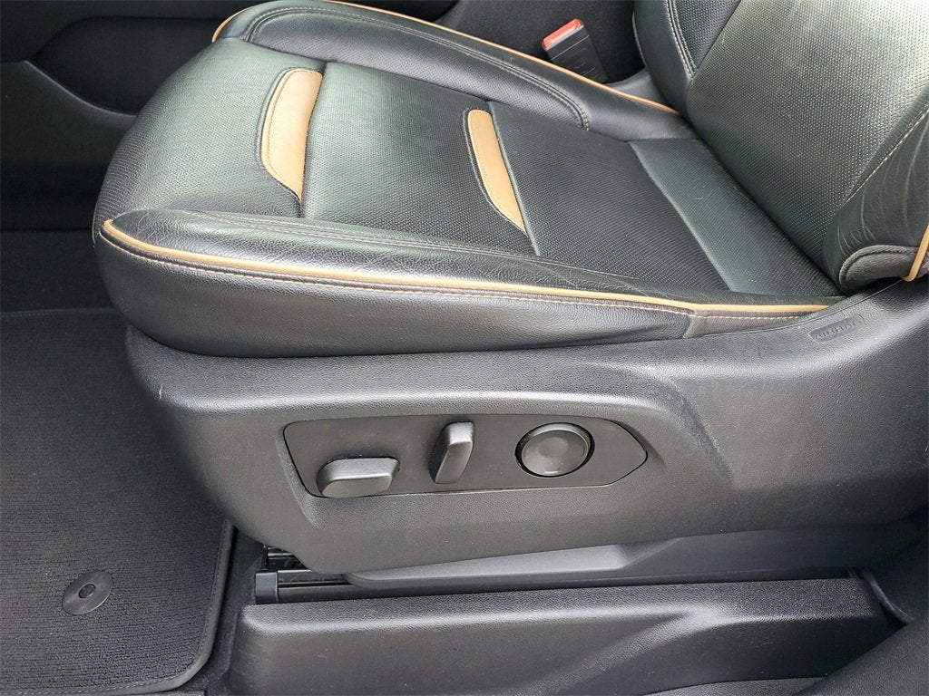 2021 GMC Yukon XL AT4