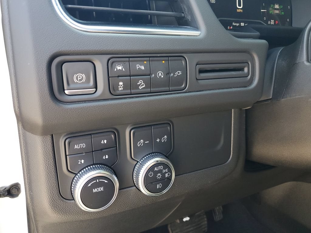 2022 GMC Yukon XL AT4