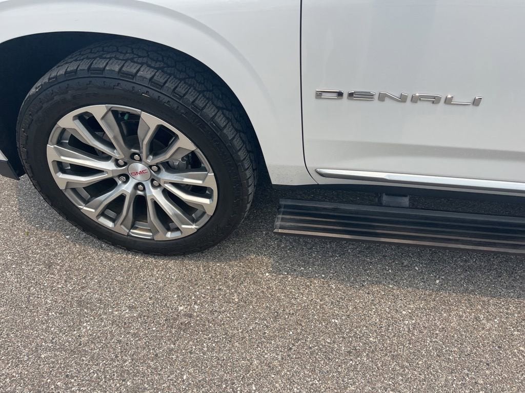 2022 GMC Yukon XL Denali