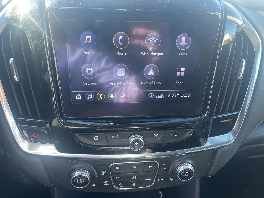 2021 Chevrolet Traverse LT Cloth