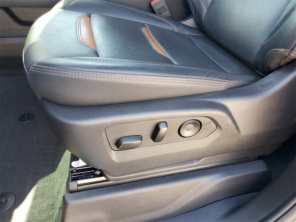 2025 GMC Sierra 3500 HD AT4