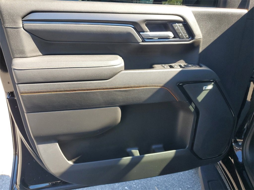 2025 GMC Sierra 3500 HD AT4