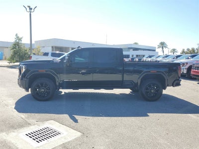 2025 GMC Sierra 3500 HD AT4