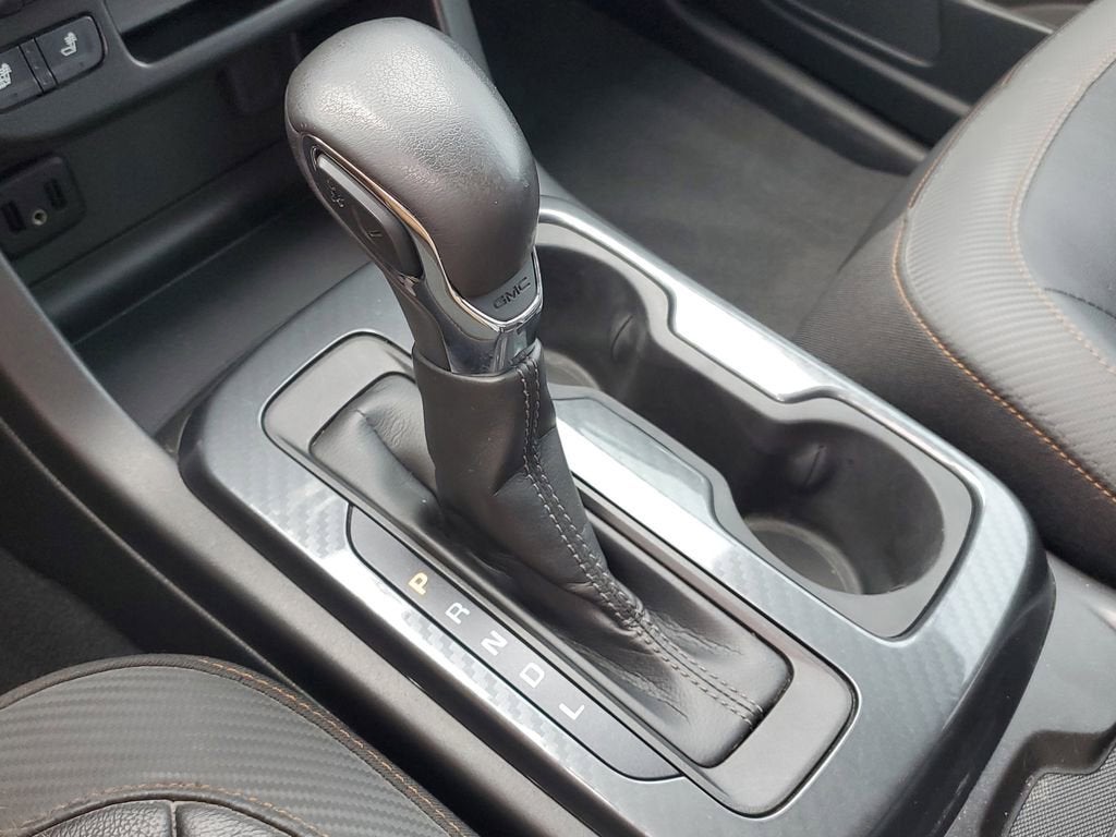 2022 GMC Canyon AT4 - Leather